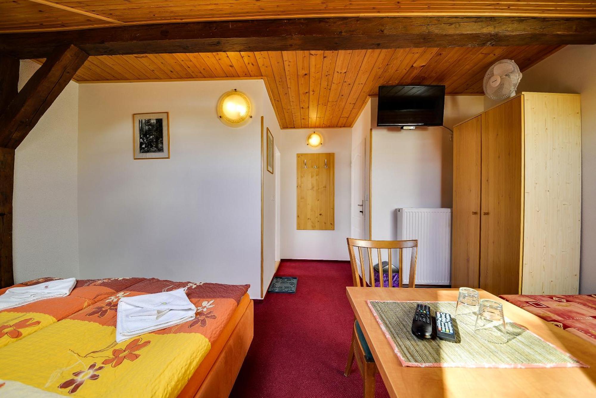 Penzion Kameňák Horní Planá Exterior foto